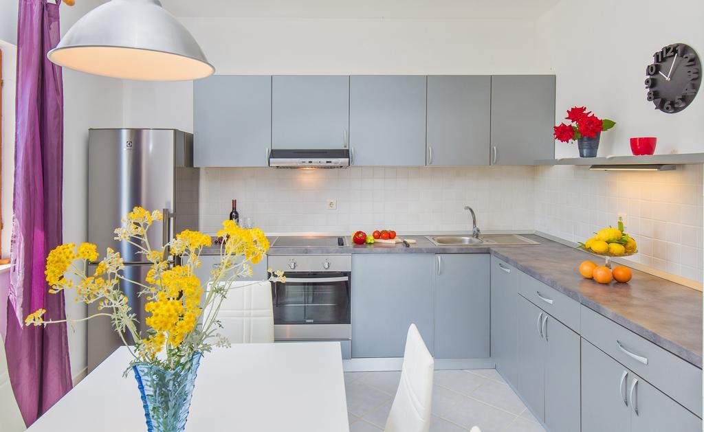 Apartment Lujak Donje Celo Ngoại thất bức ảnh
