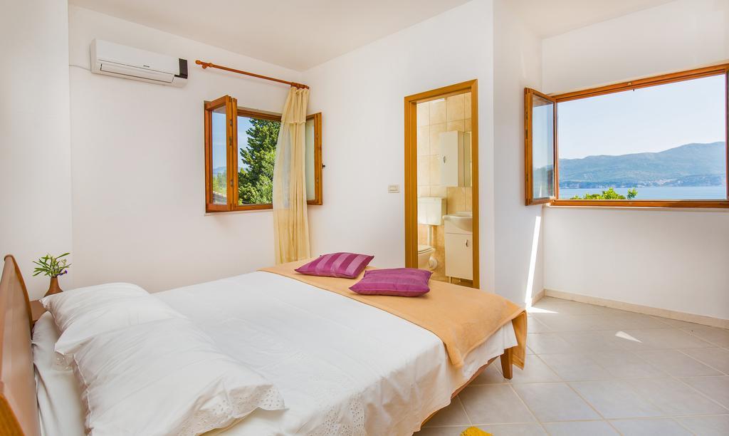 Apartment Lujak Donje Celo Ngoại thất bức ảnh